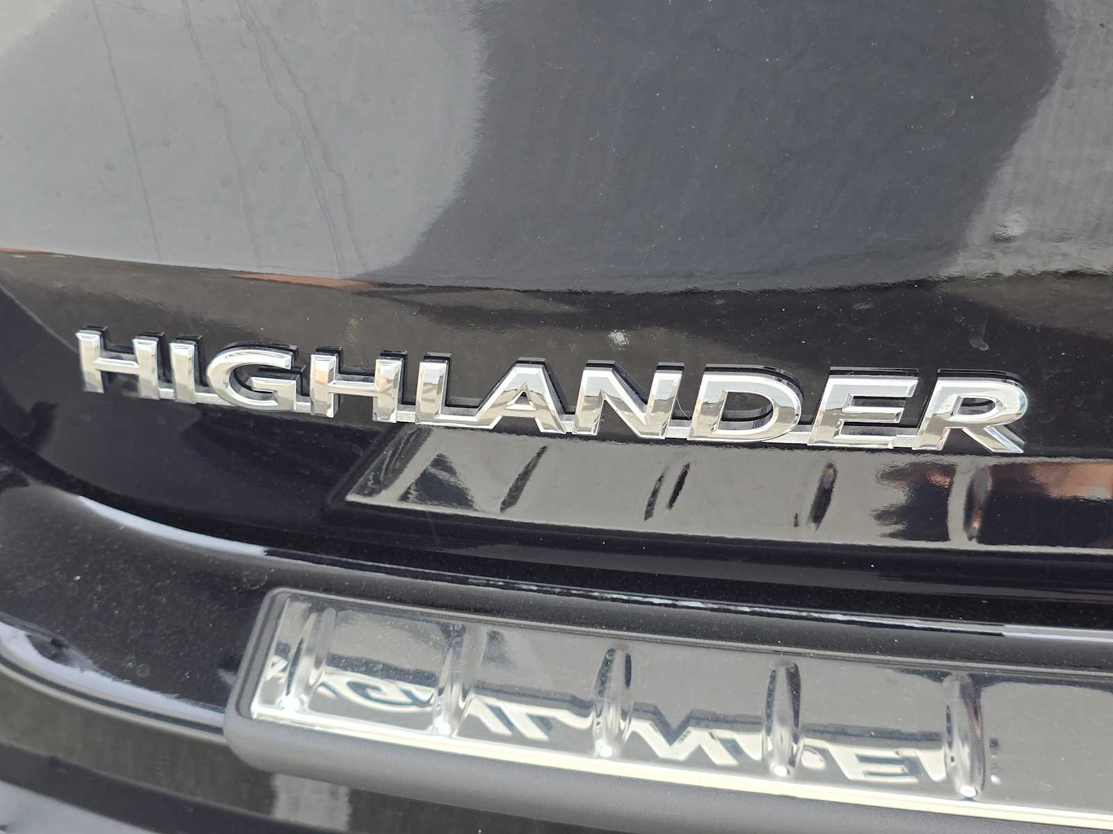 Thumbnail: 2016 Toyota Highlander - 5