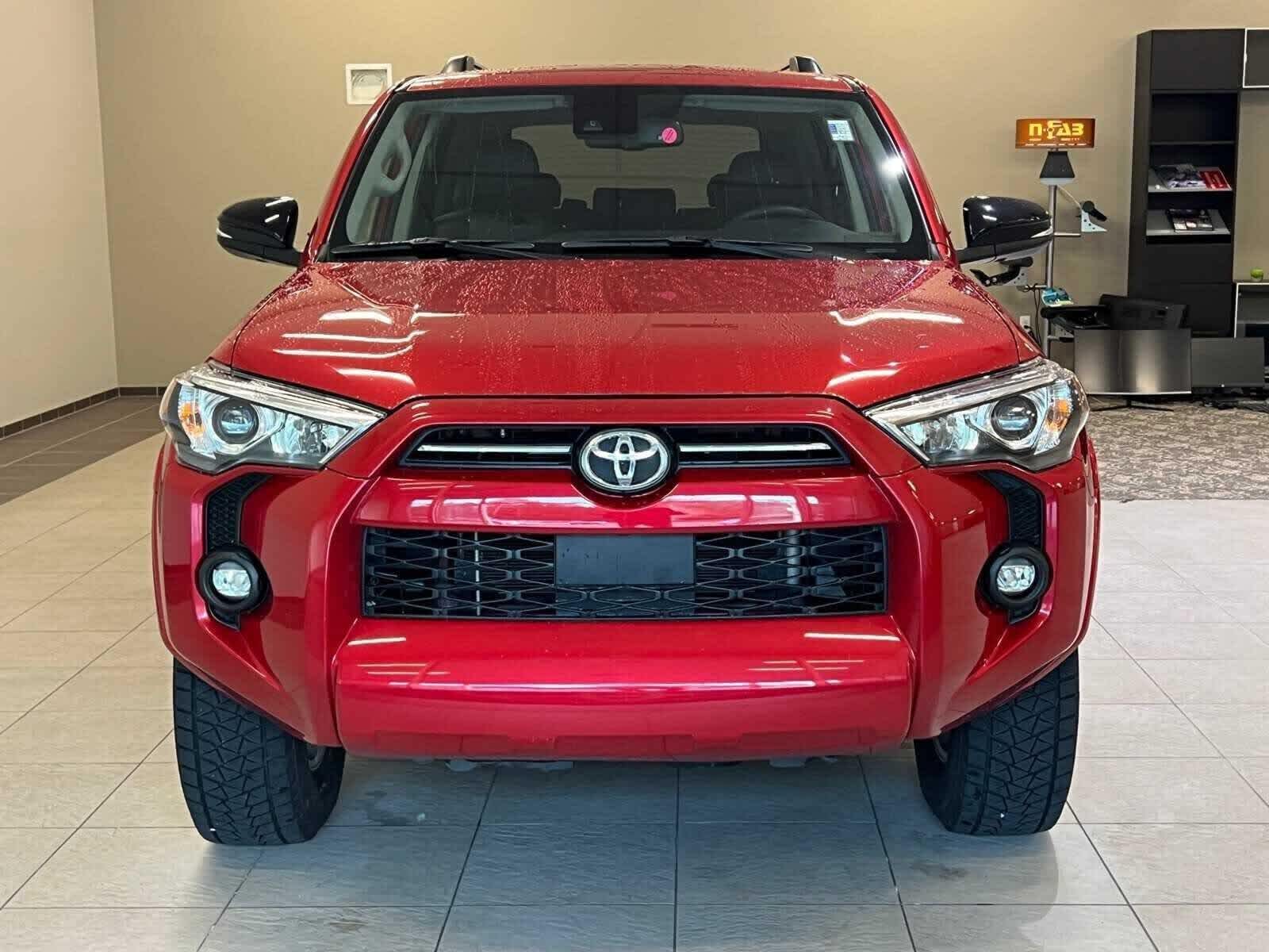 Thumbnail: 2021 Toyota 4Runner - 8
