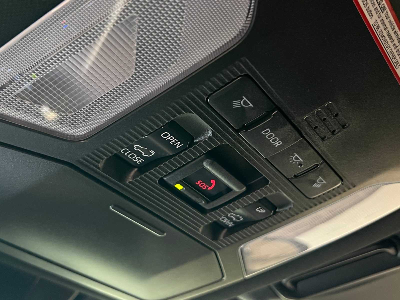 Thumbnail: 2025 Toyota RAV4 - 28