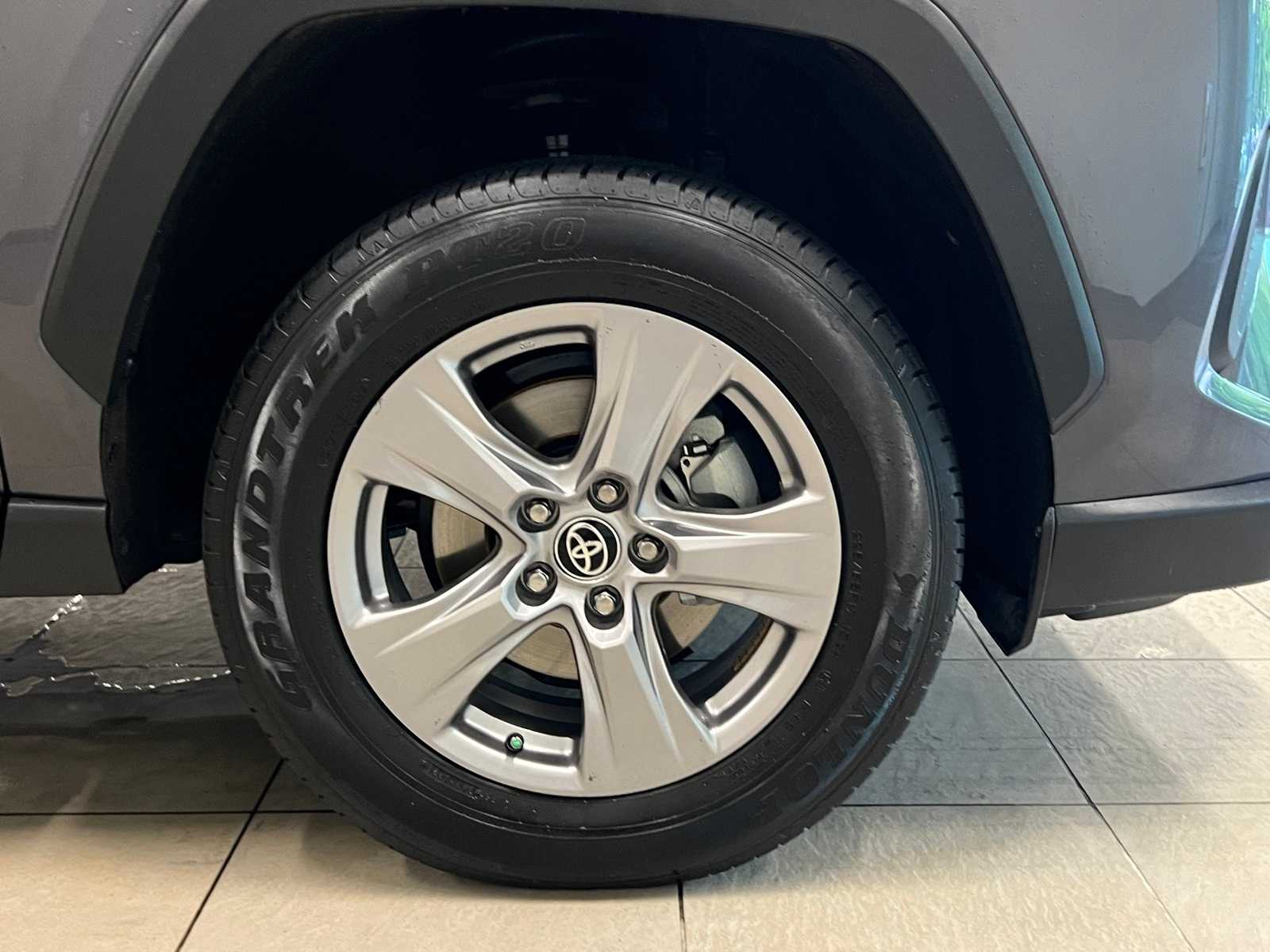 Thumbnail: 2022 Toyota RAV4 - 7