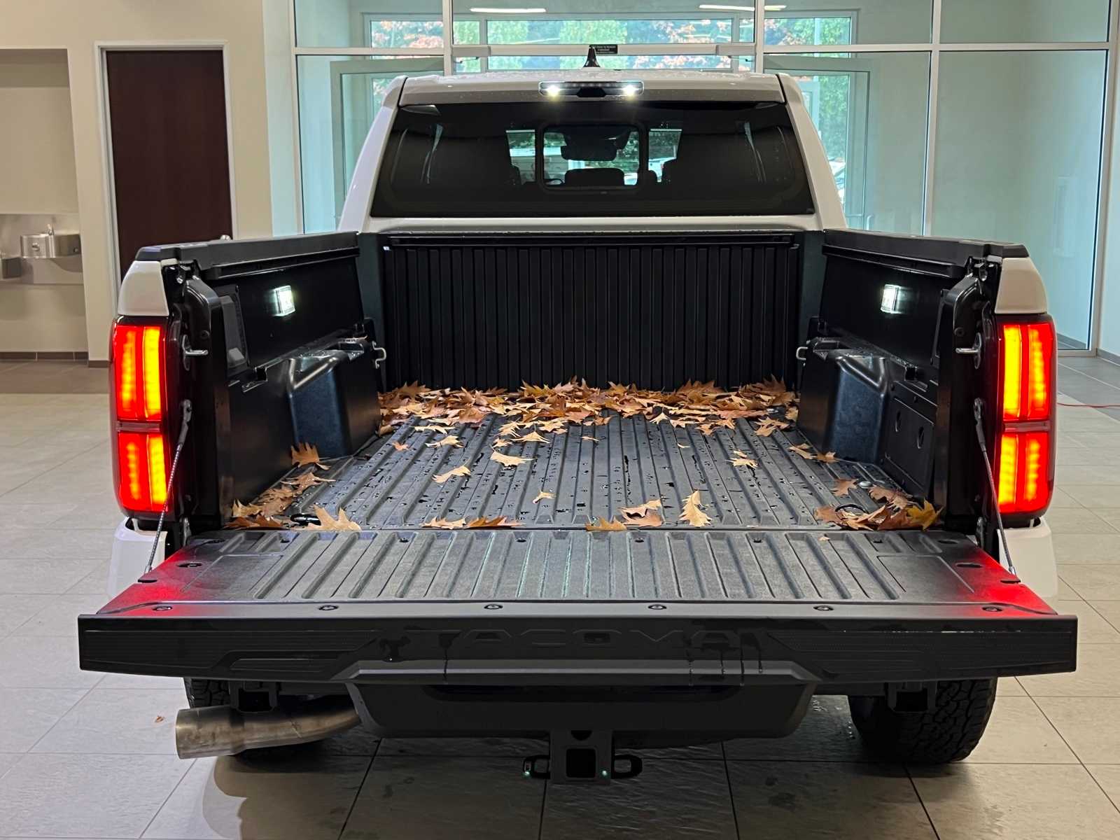 Thumbnail: 2025 Toyota Tacoma - 31