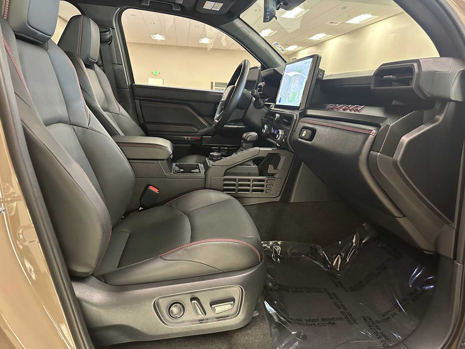 Thumbnail: 2025 Toyota 4Runner - 27