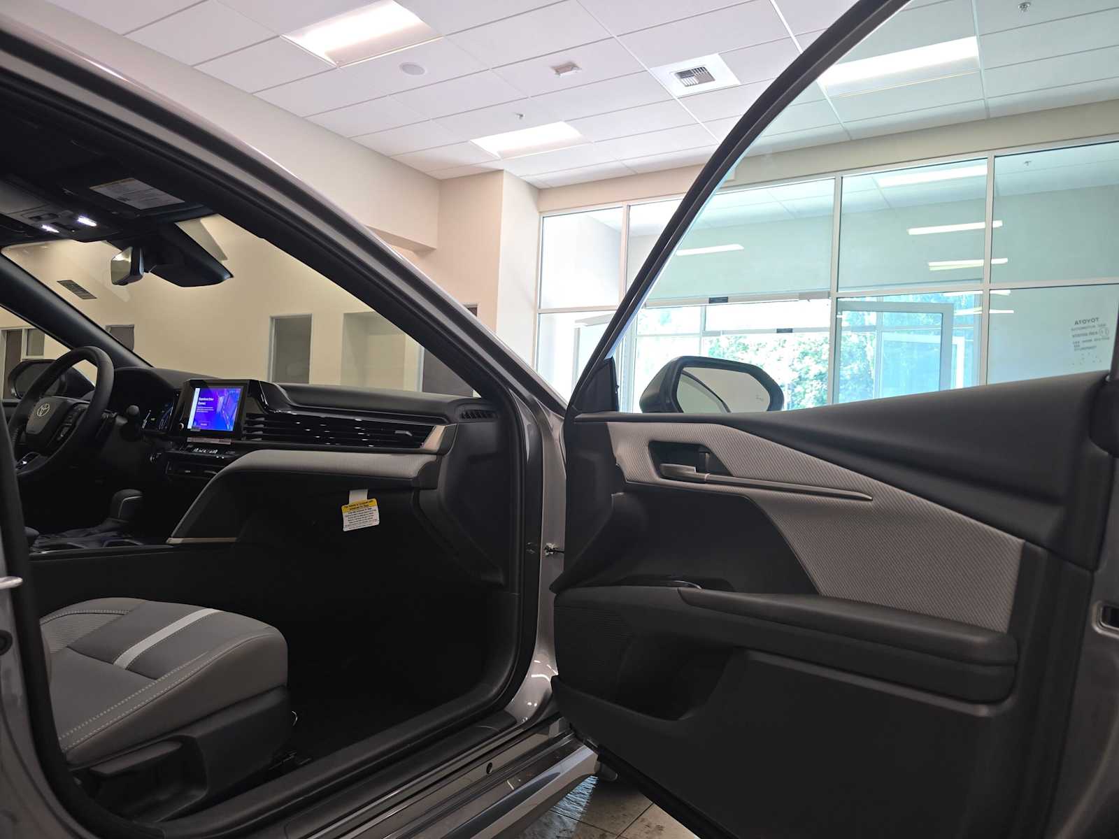 Thumbnail: 2026 Toyota Camry - 28
