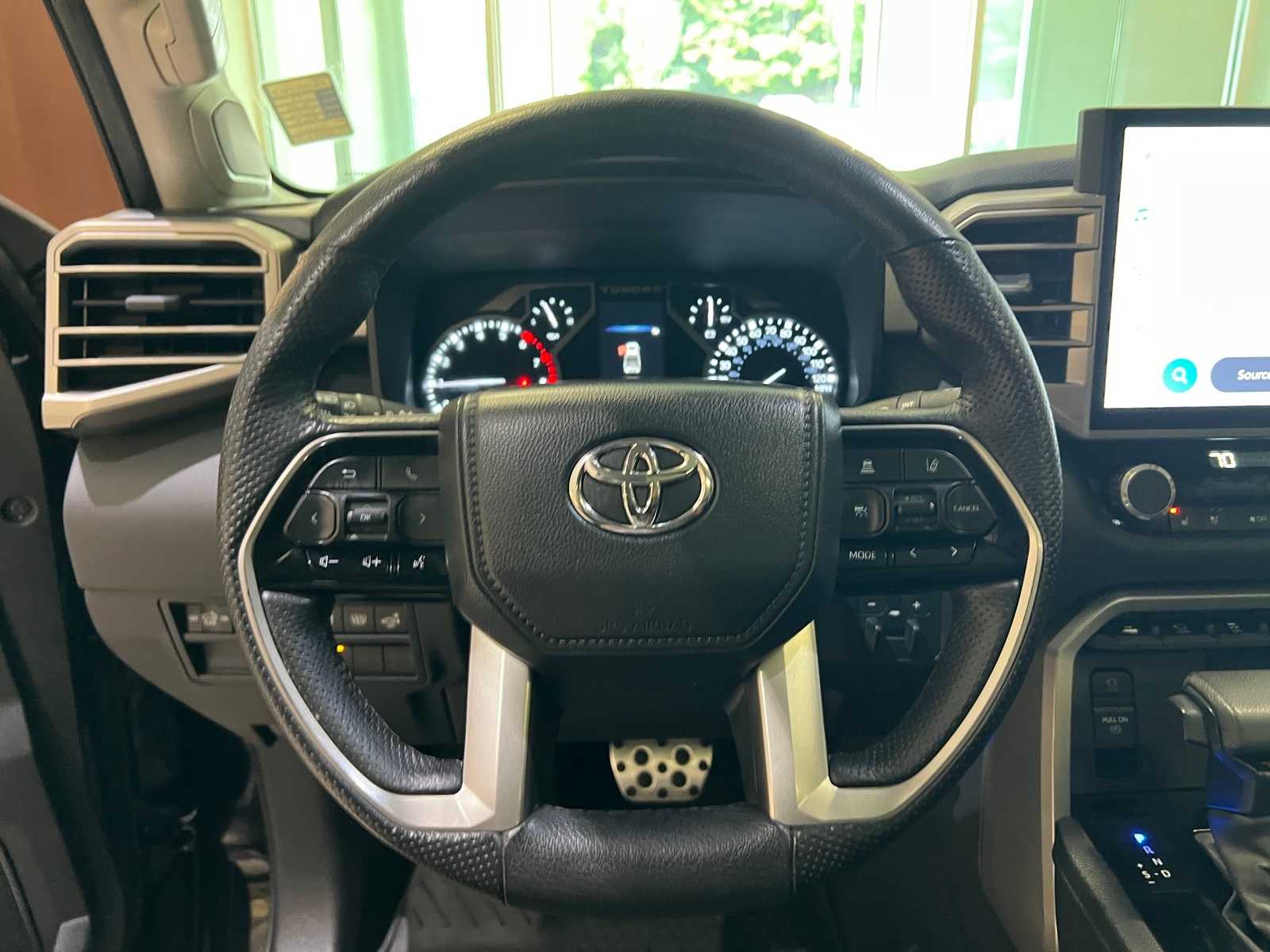 Thumbnail: 2022 Toyota Tundra - 20