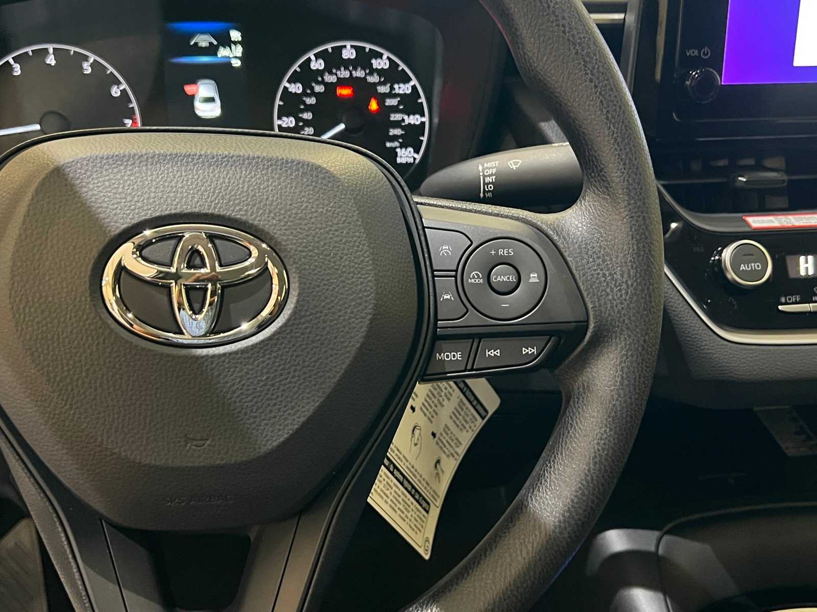 Thumbnail: 2025 Toyota Corolla - 20