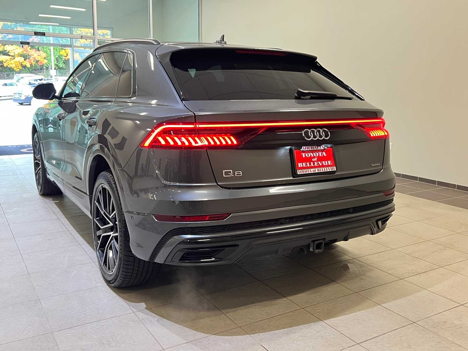 Thumbnail: 2020 Audi Q8 - 4