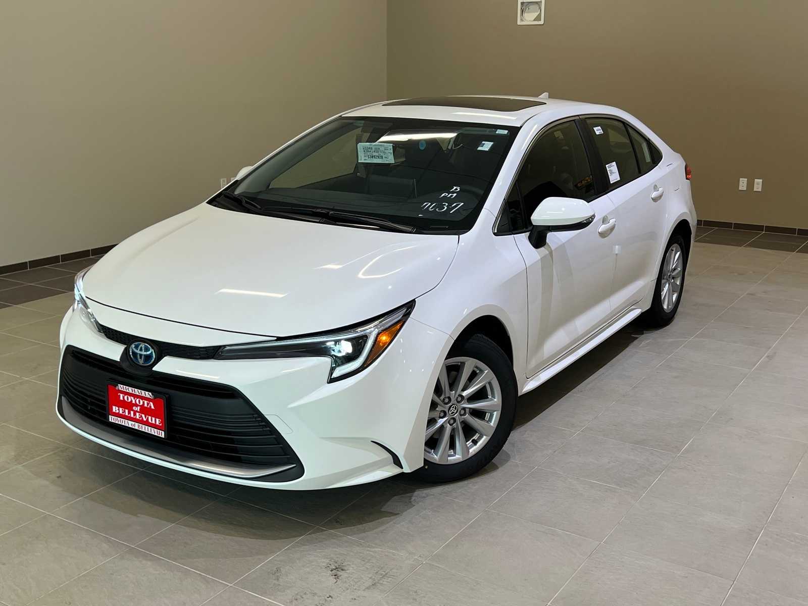 2025 Toyota Corolla XLE -
                  Bellevue, WA