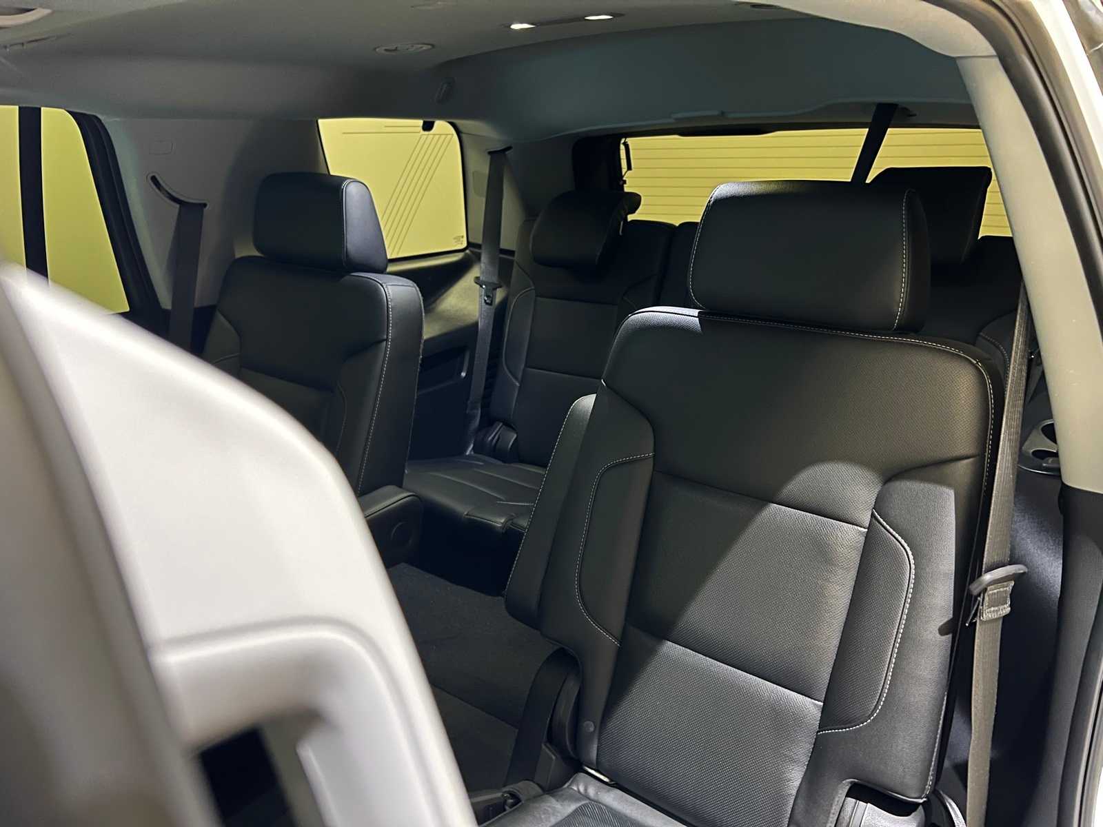 Thumbnail: 2020 Chevrolet Tahoe - 13