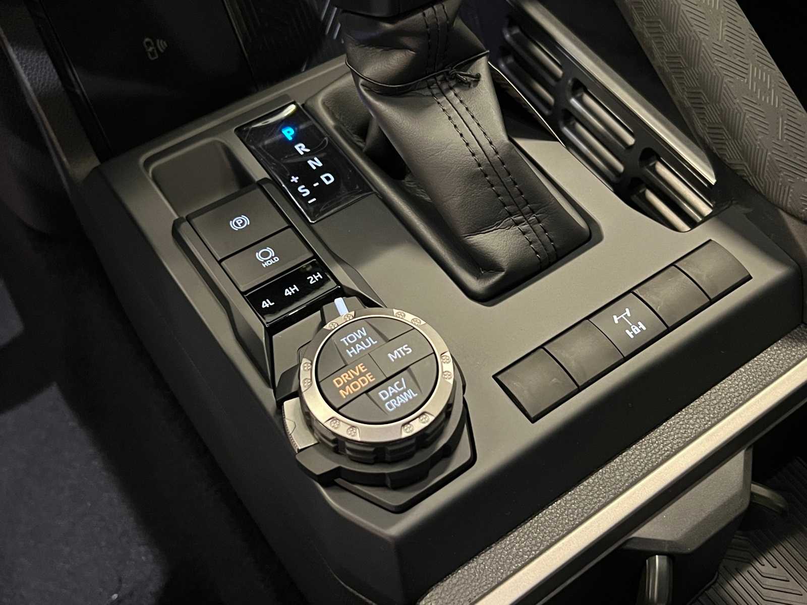 Thumbnail: 2025 Toyota Tacoma - 25