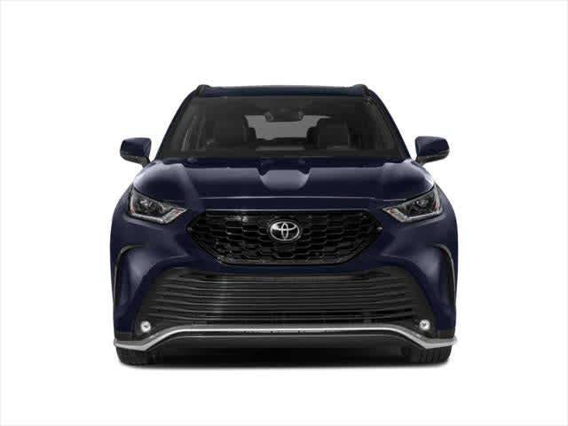 Thumbnail: 2022 Toyota Highlander - 4