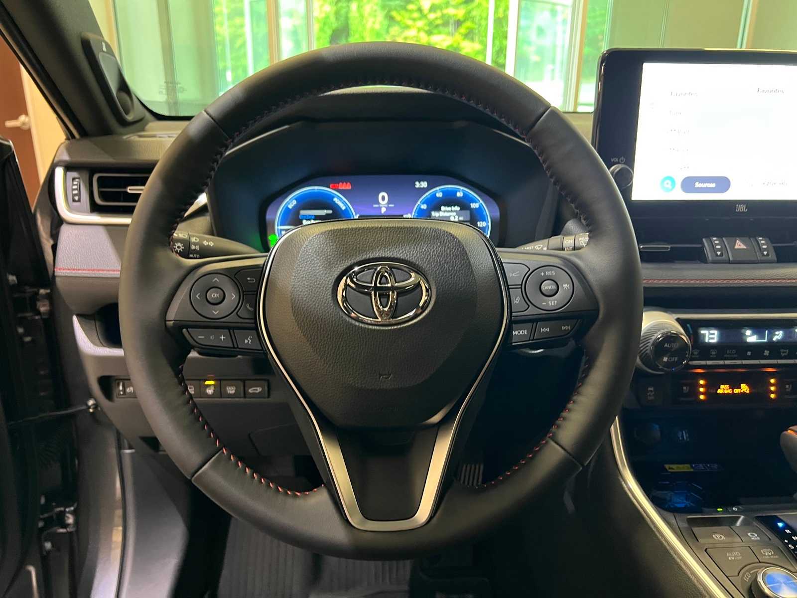 Thumbnail: 2025 Toyota RAV4 - 20