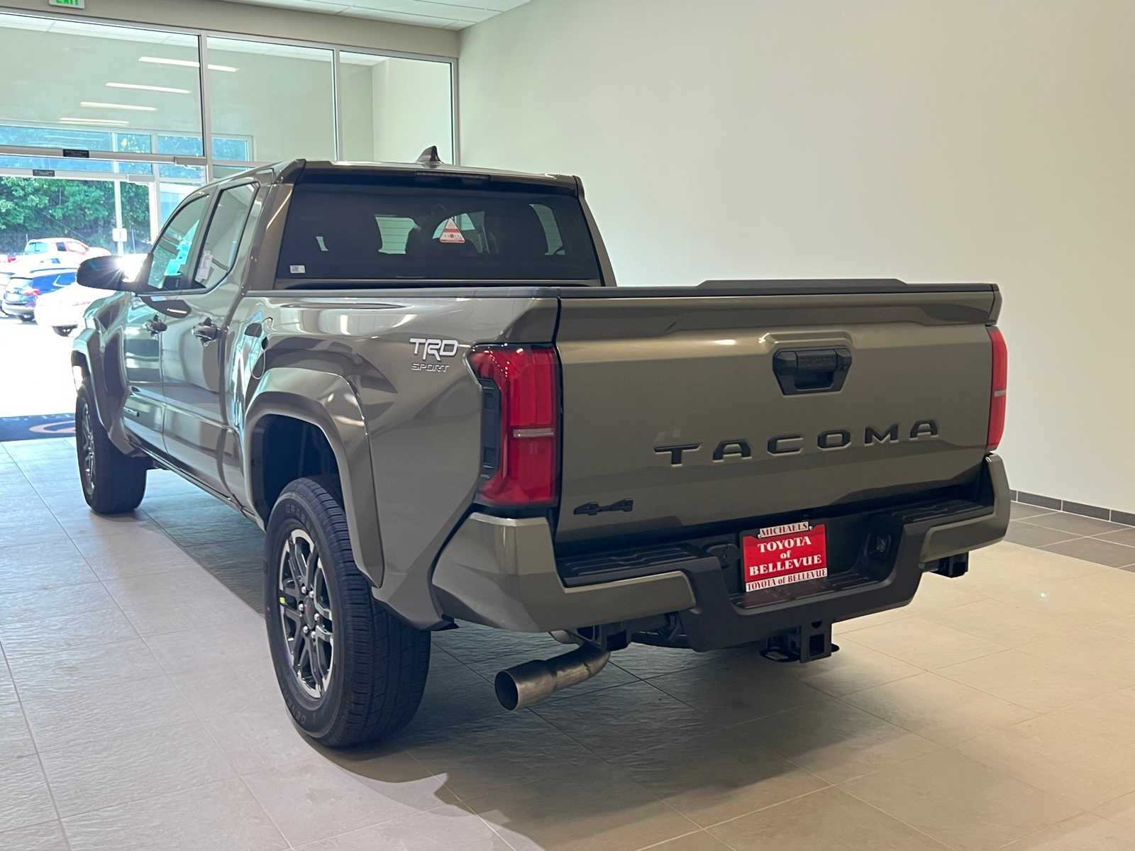 Thumbnail: 2025 Toyota Tacoma - 4
