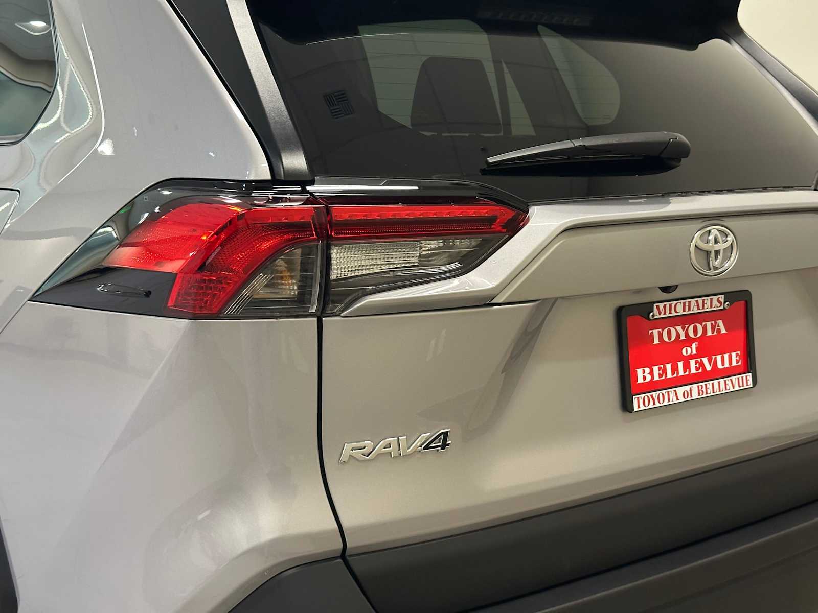 Thumbnail: 2024 Toyota RAV4 - 7