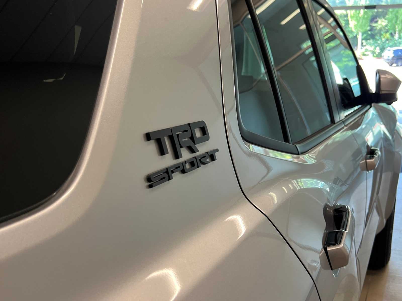Thumbnail: 2025 Toyota 4Runner - 6