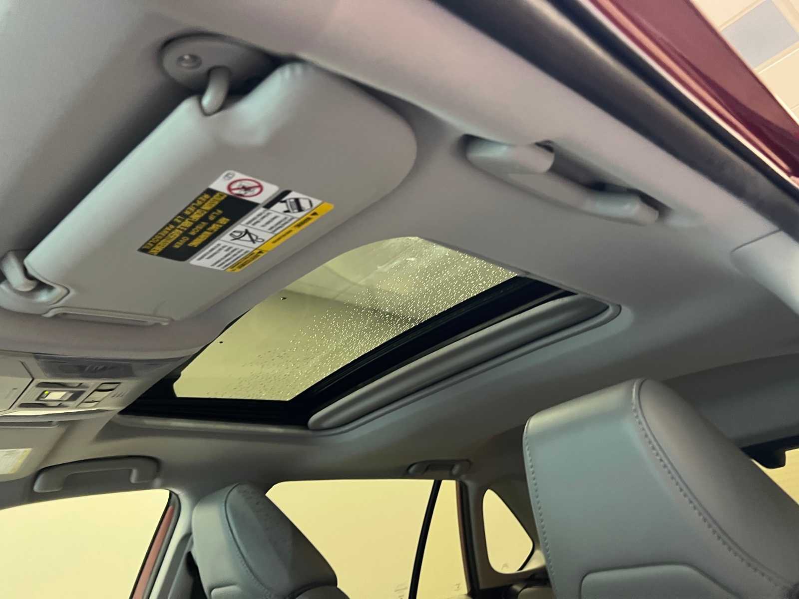 Thumbnail: 2020 Toyota RAV4 - 17