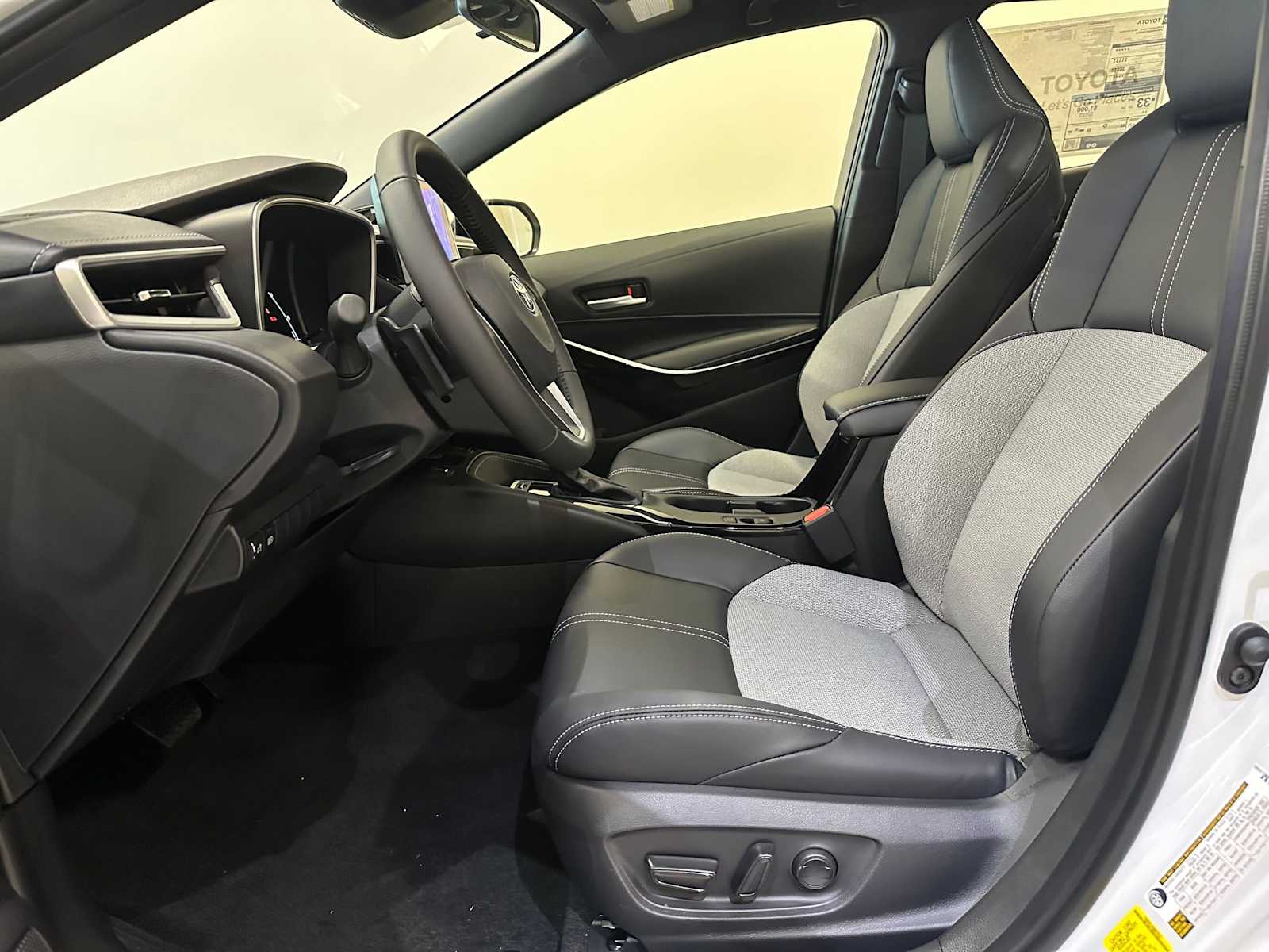 Thumbnail: 2026 Toyota Corolla - 21