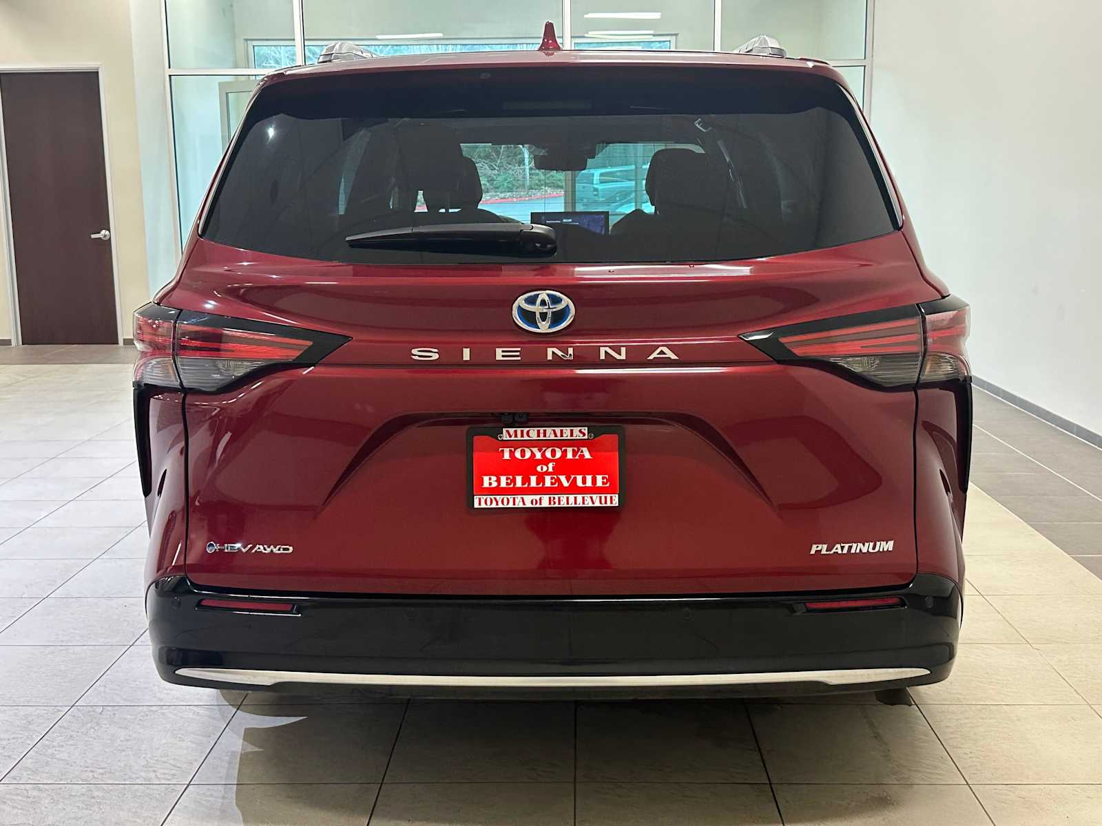 Thumbnail: 2025 Toyota Sienna - 5