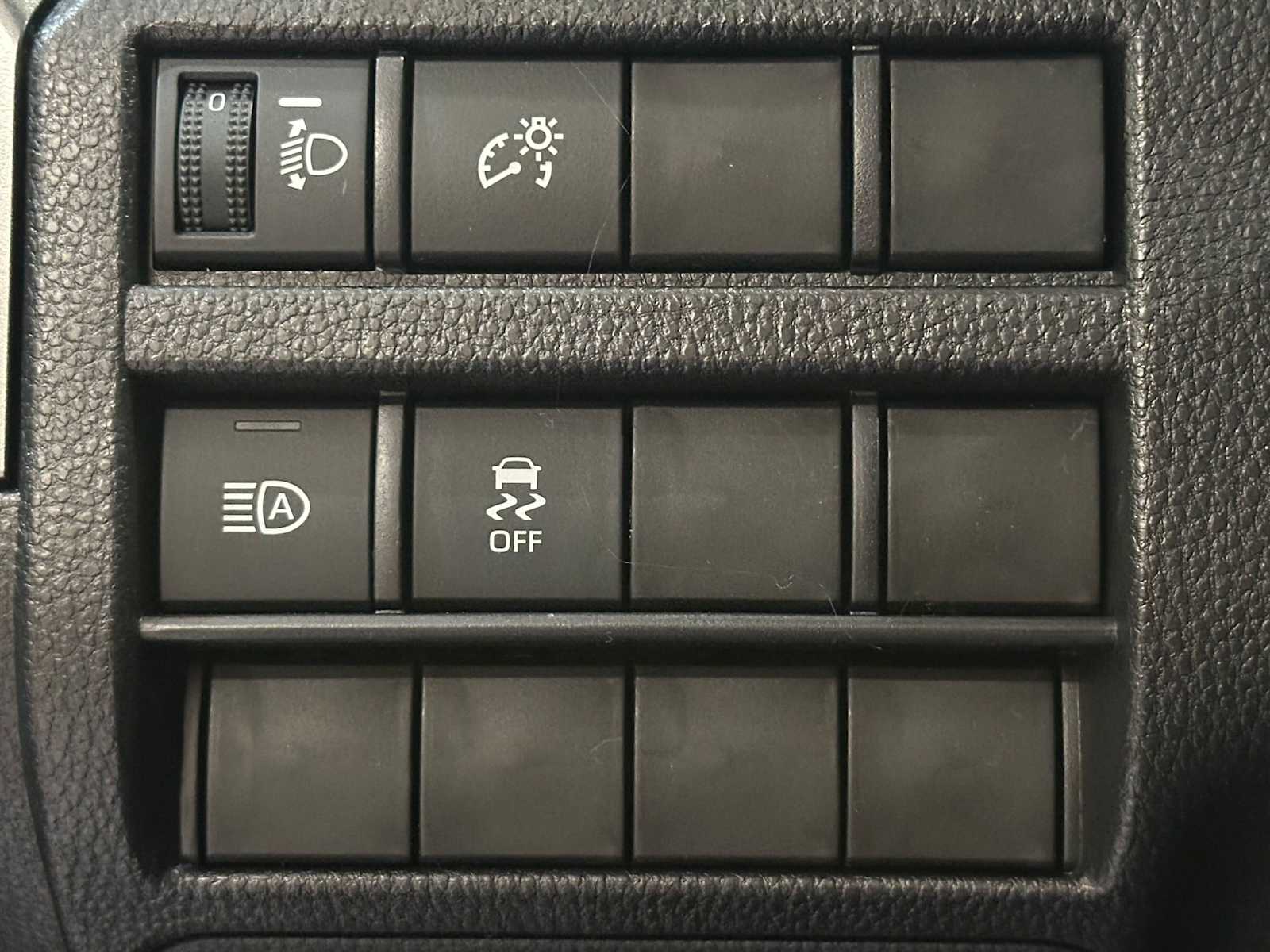 Thumbnail: 2026 Toyota Tacoma - 18