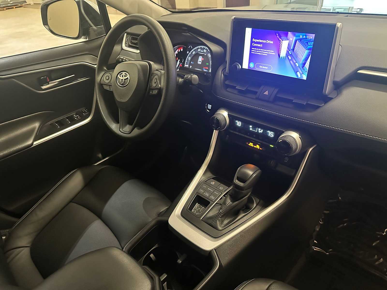 Thumbnail: 2024 Toyota RAV4 - 29