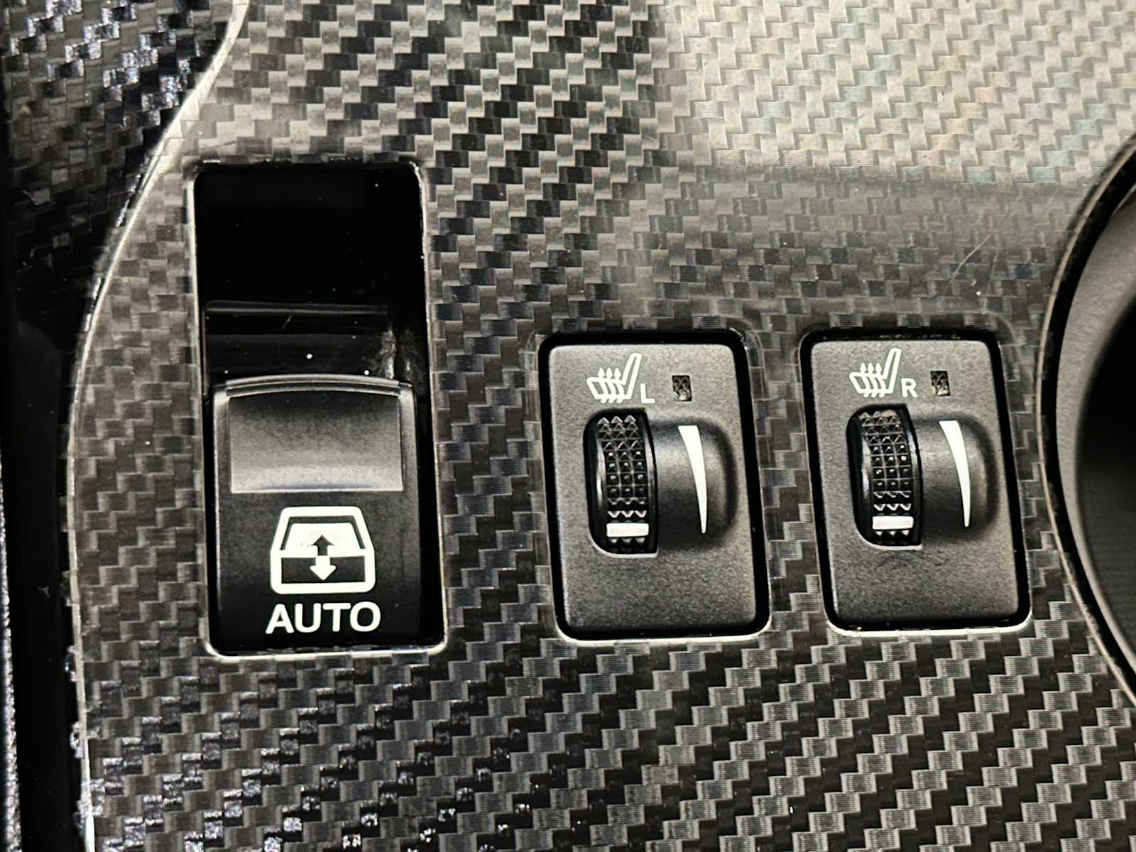 Thumbnail: 2022 Toyota 4Runner - 17