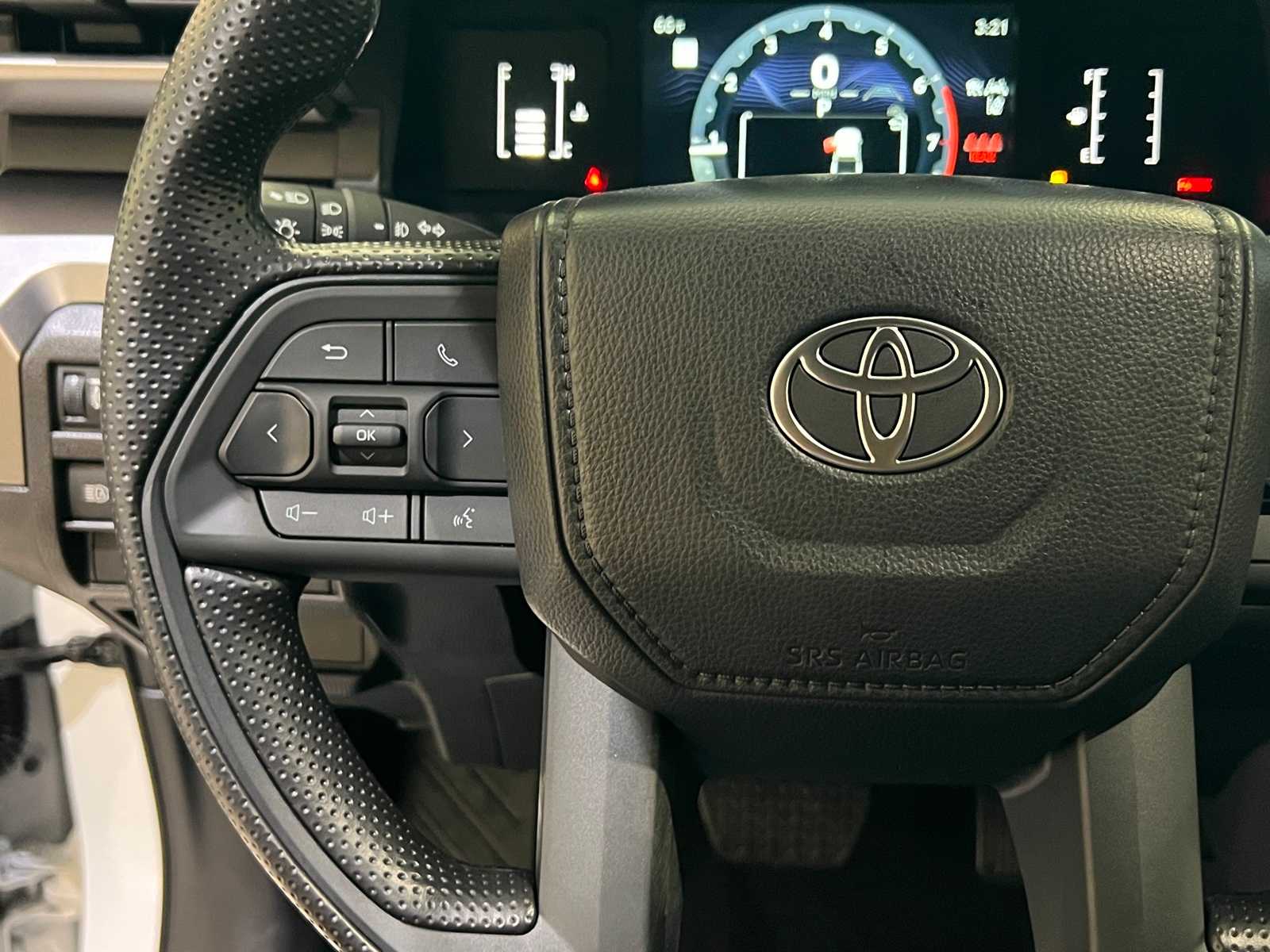 Thumbnail: 2025 Toyota Tacoma - 21