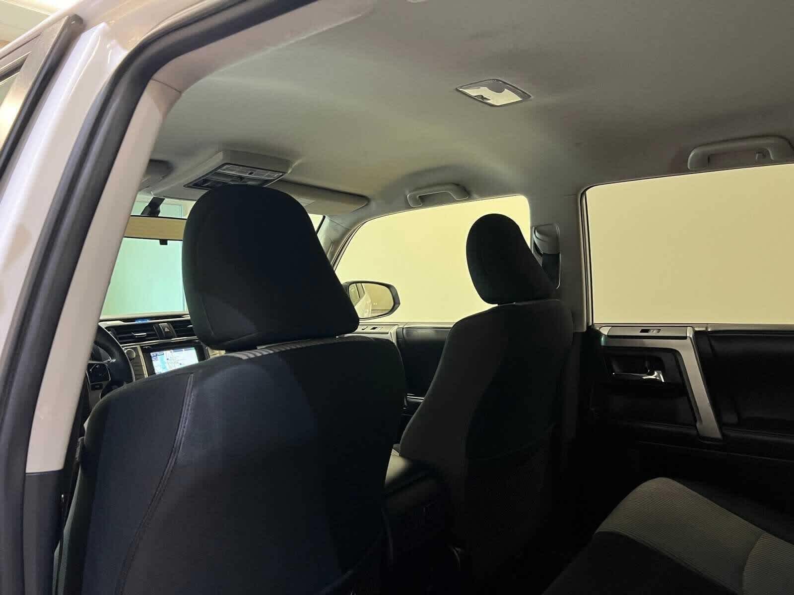 Thumbnail: 2019 Toyota 4Runner - 14