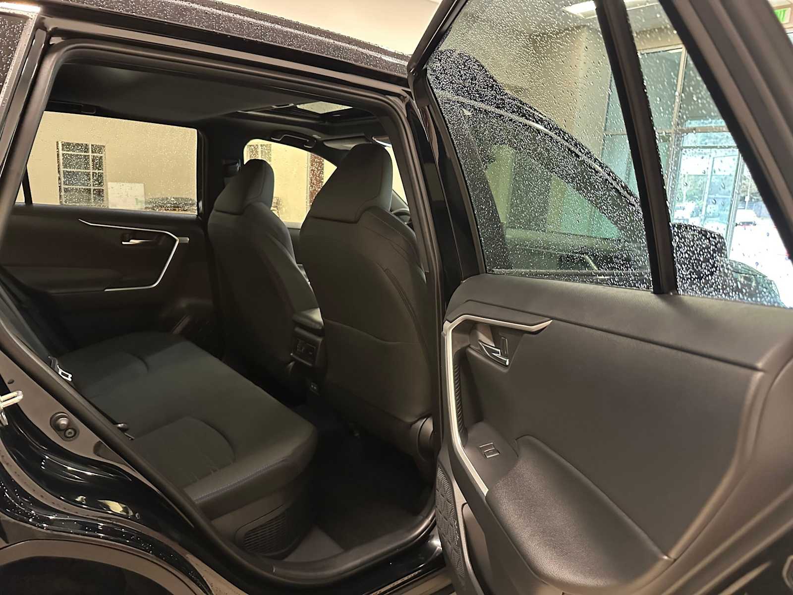 Thumbnail: 2025 Toyota RAV4 - 27