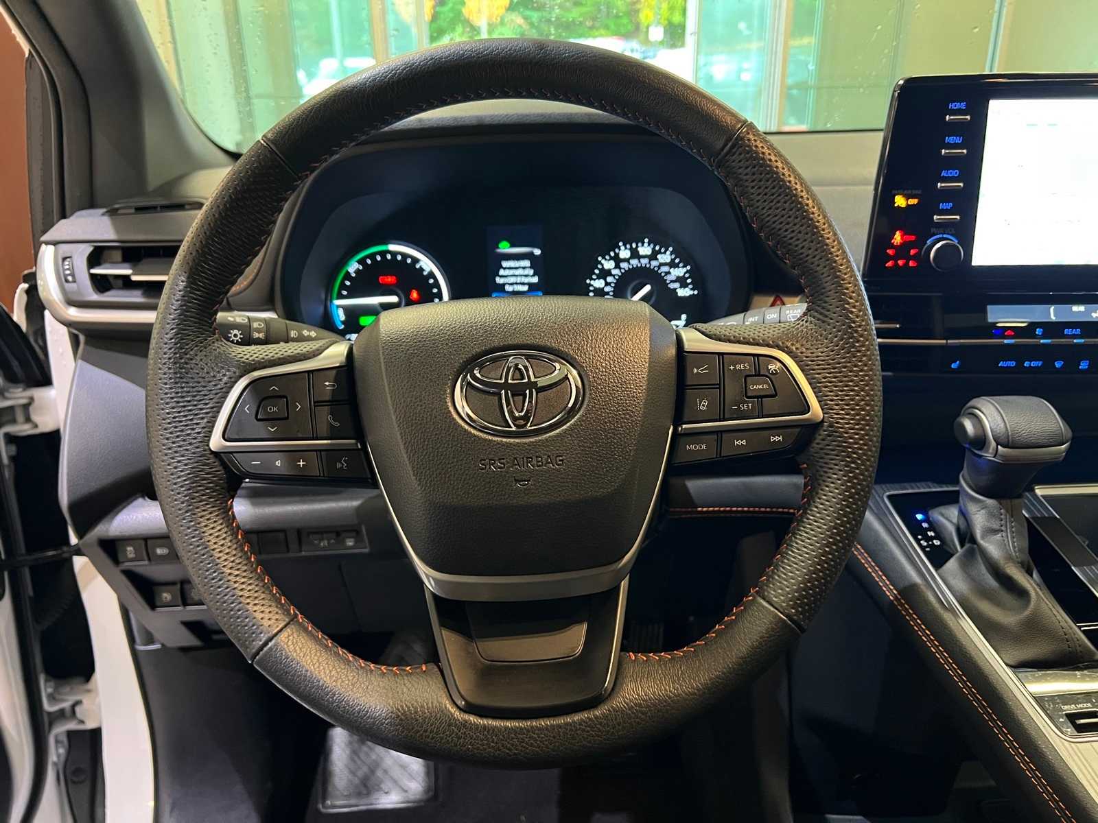 Thumbnail: 2024 Toyota Sienna - 19