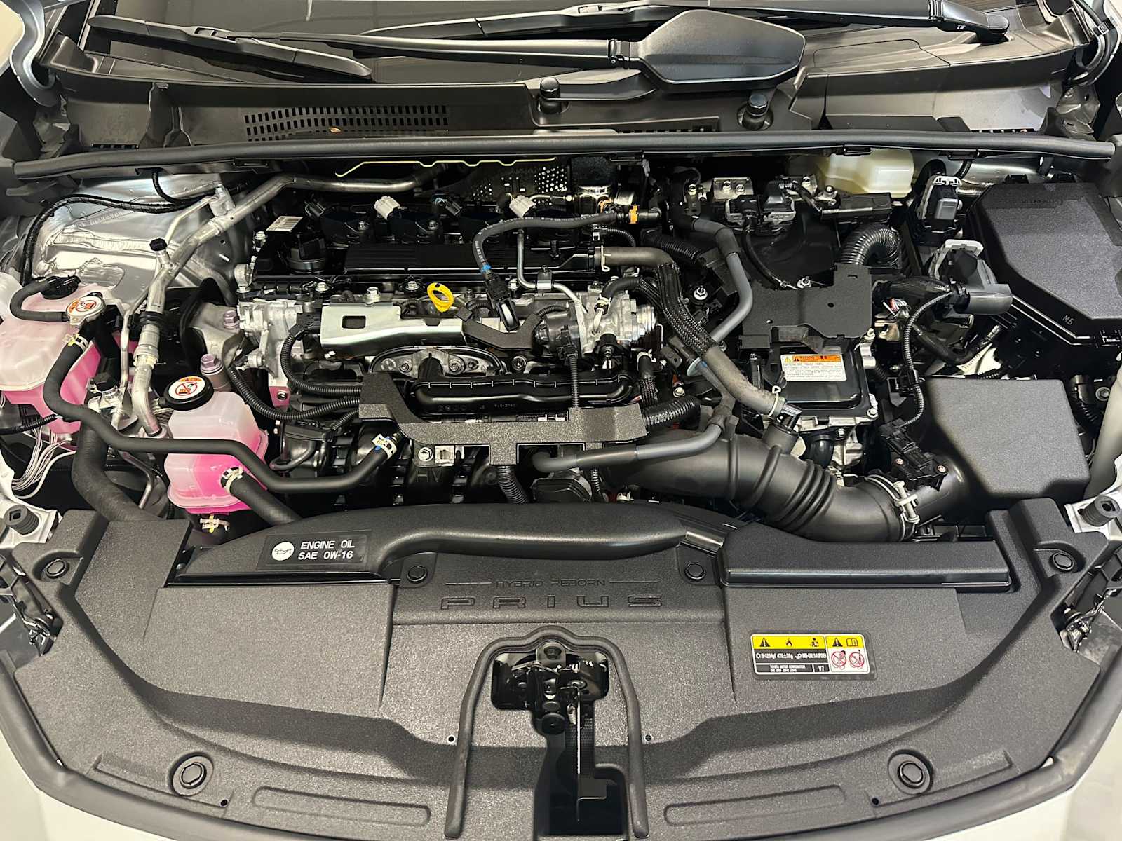 Thumbnail: 2024 Toyota Prius - 9