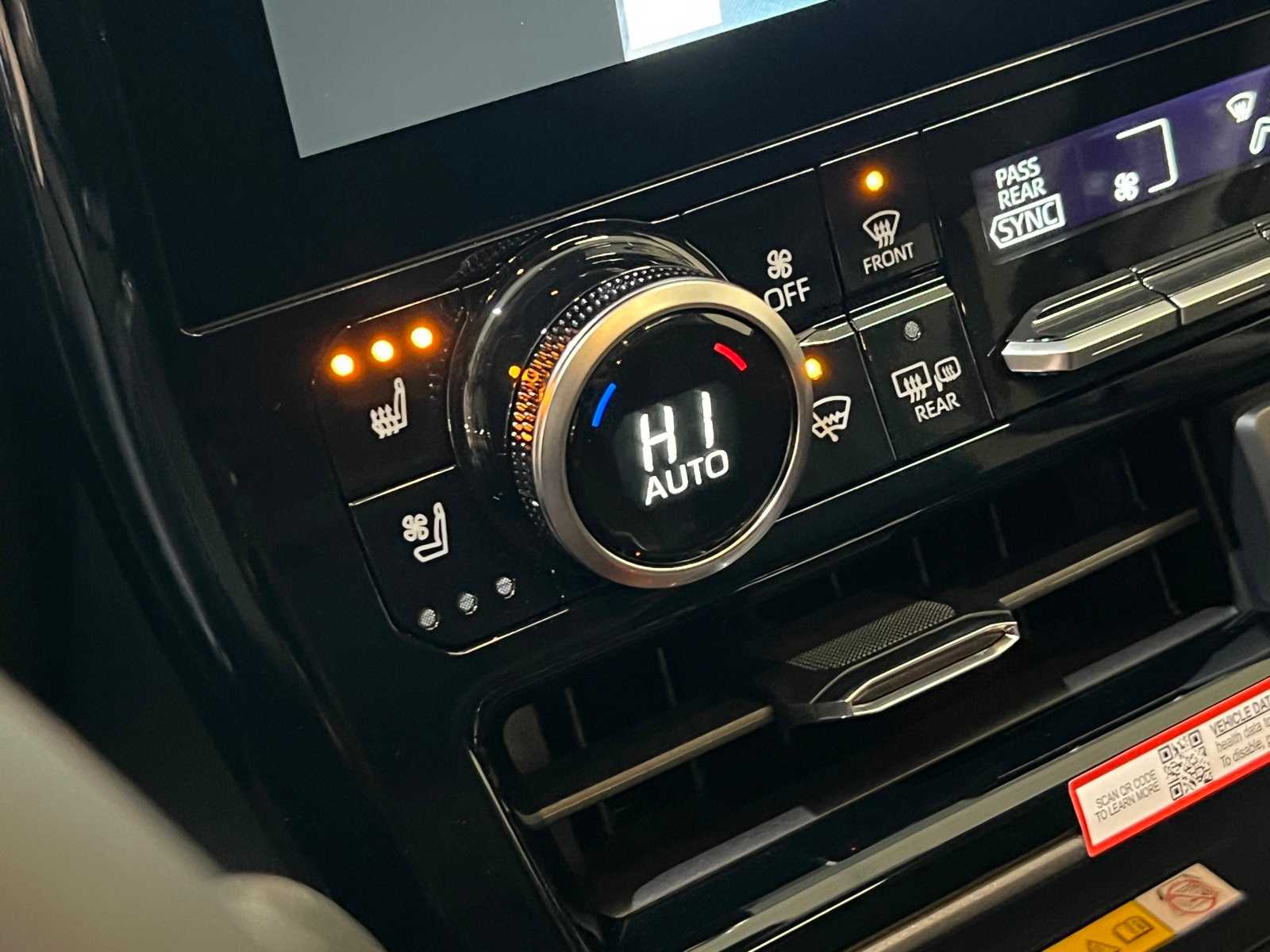 Thumbnail: 2025 Toyota Highlander - 28