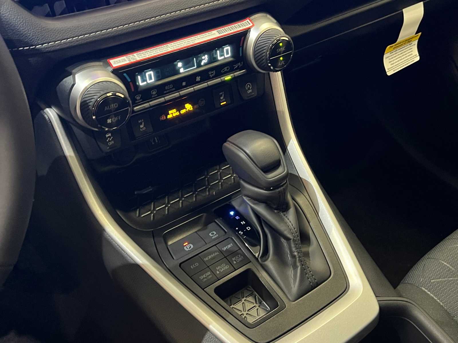 Thumbnail: 2025 Toyota RAV4 - 23