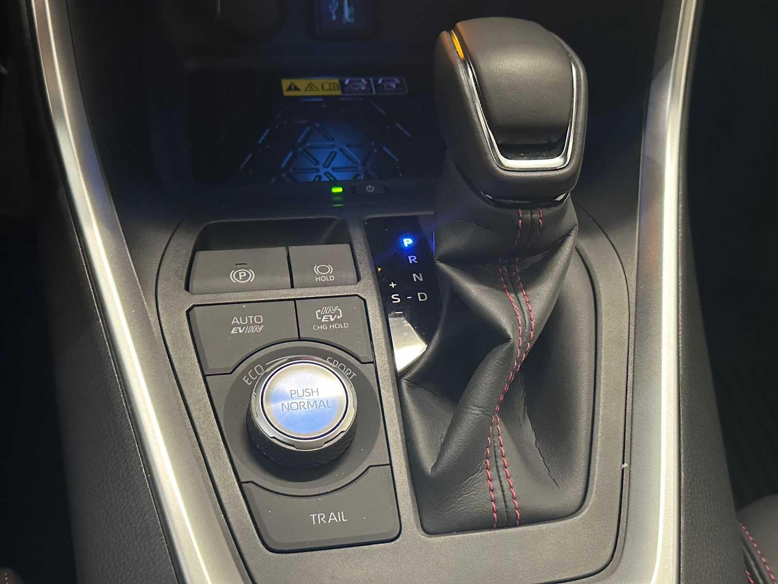 Thumbnail: 2025 Toyota RAV4 - 17