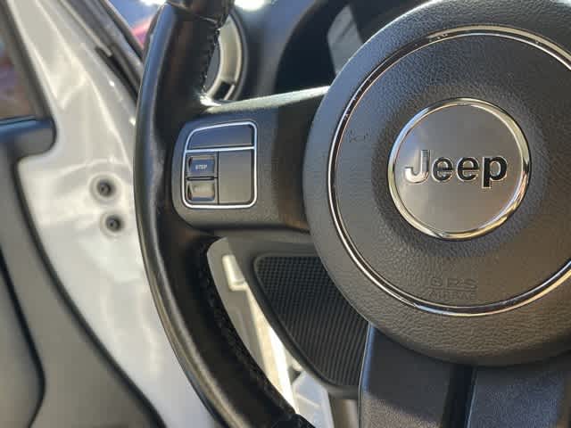 Thumbnail: 2017 Jeep Wrangler - 19