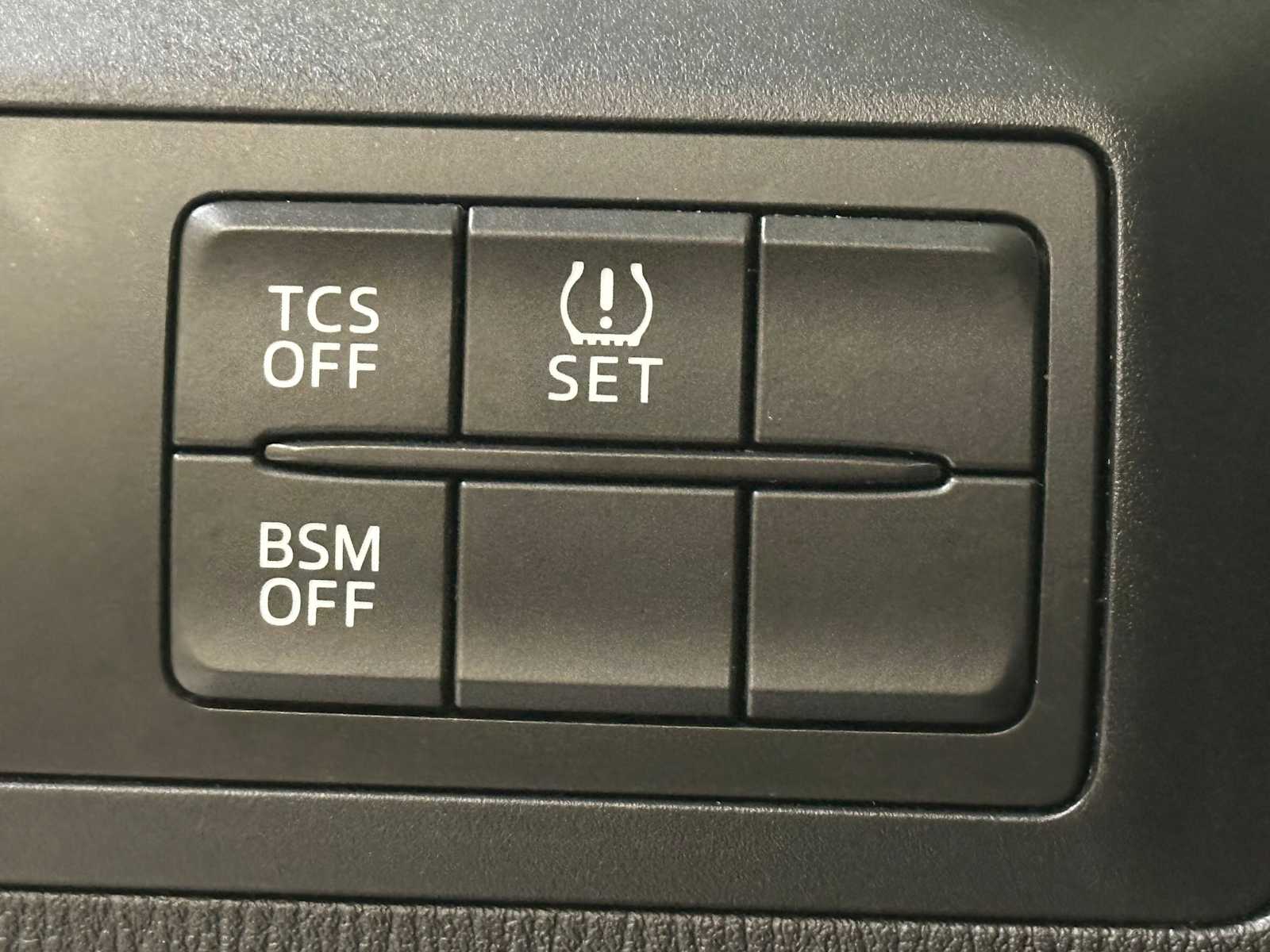 Thumbnail: 2013 Mazda CX-5 - 15