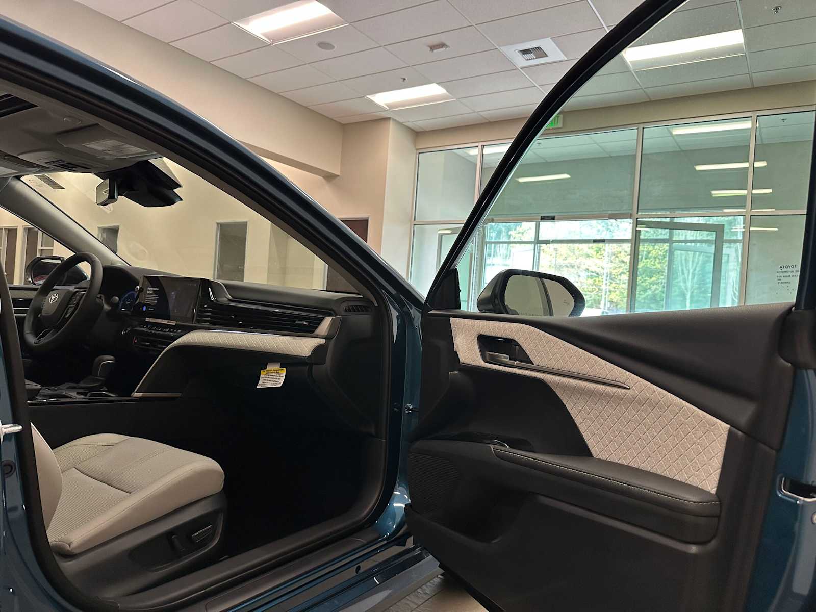 Thumbnail: 2026 Toyota Camry - 29