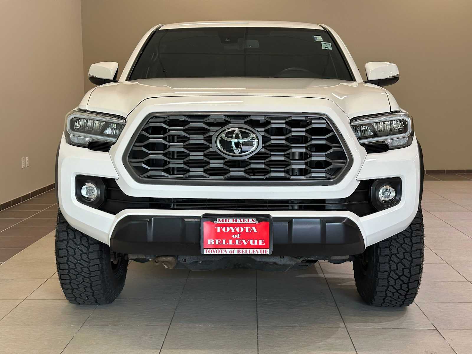 Thumbnail: 2023 Toyota Tacoma - 6
