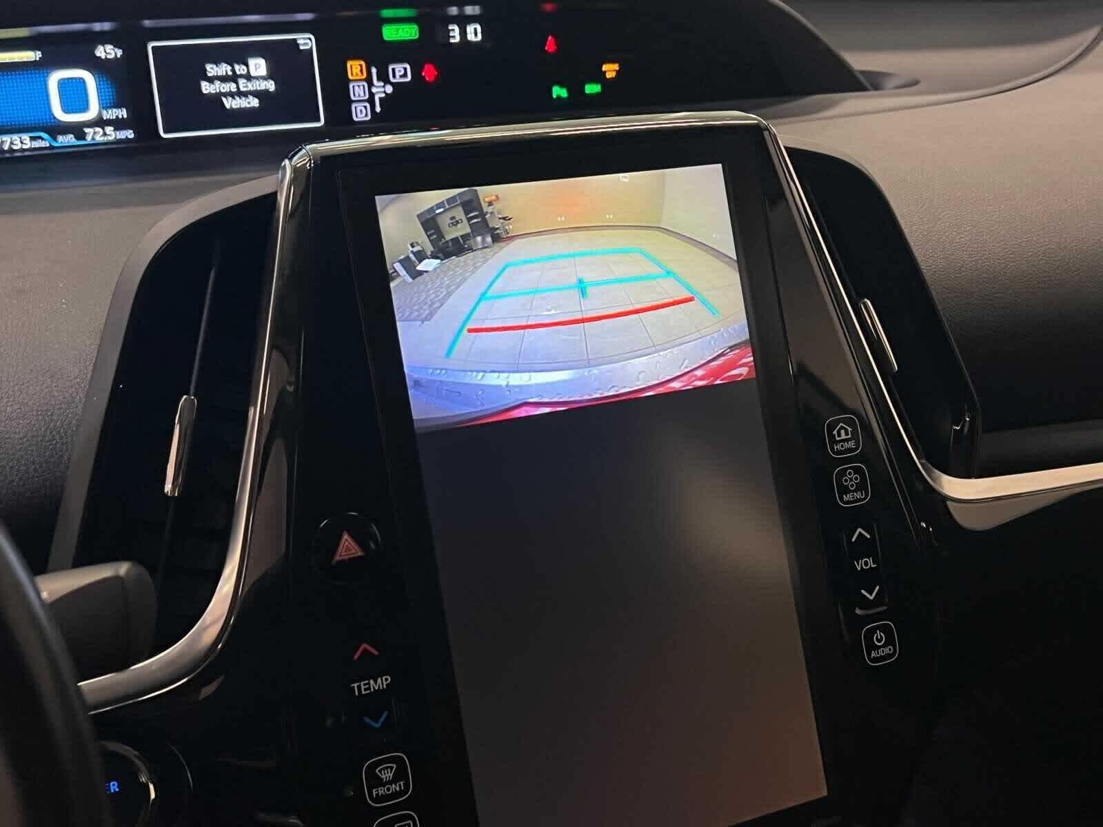 Thumbnail: 2018 Toyota Prius Prime - 23