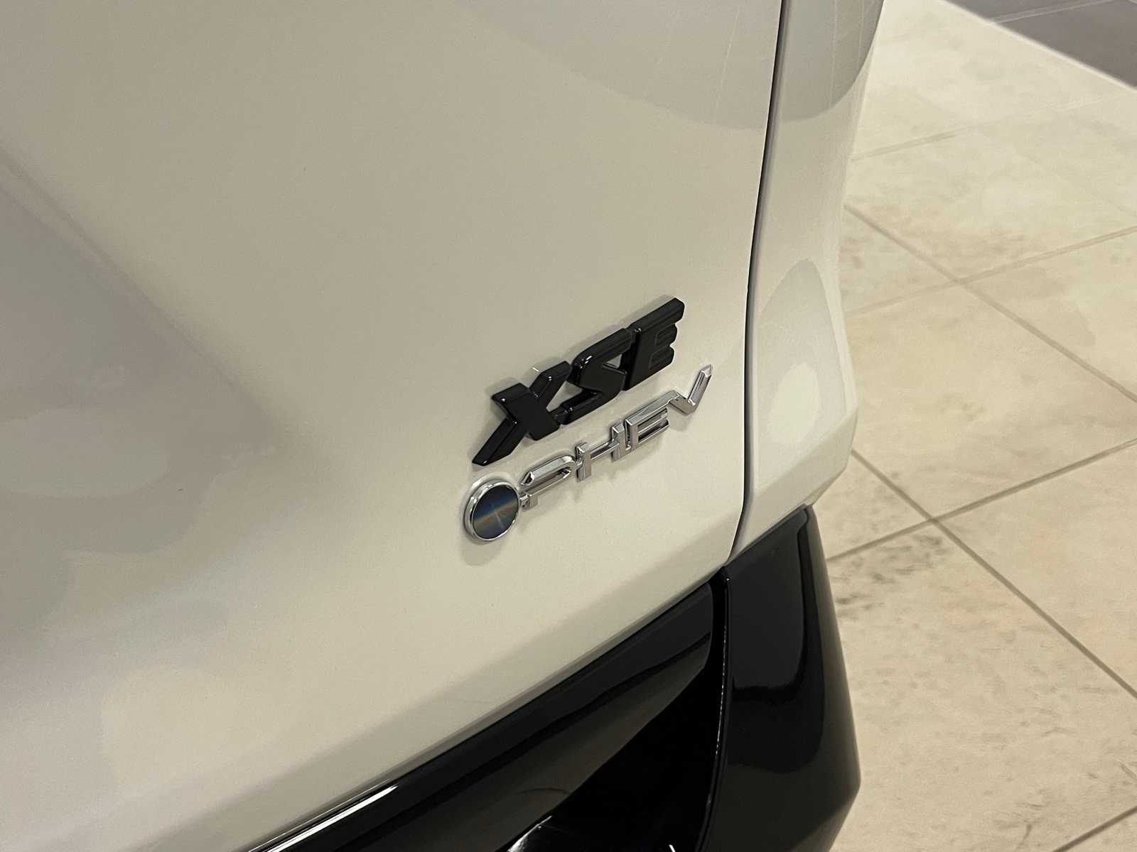 Thumbnail: 2025 Toyota RAV4 - 6