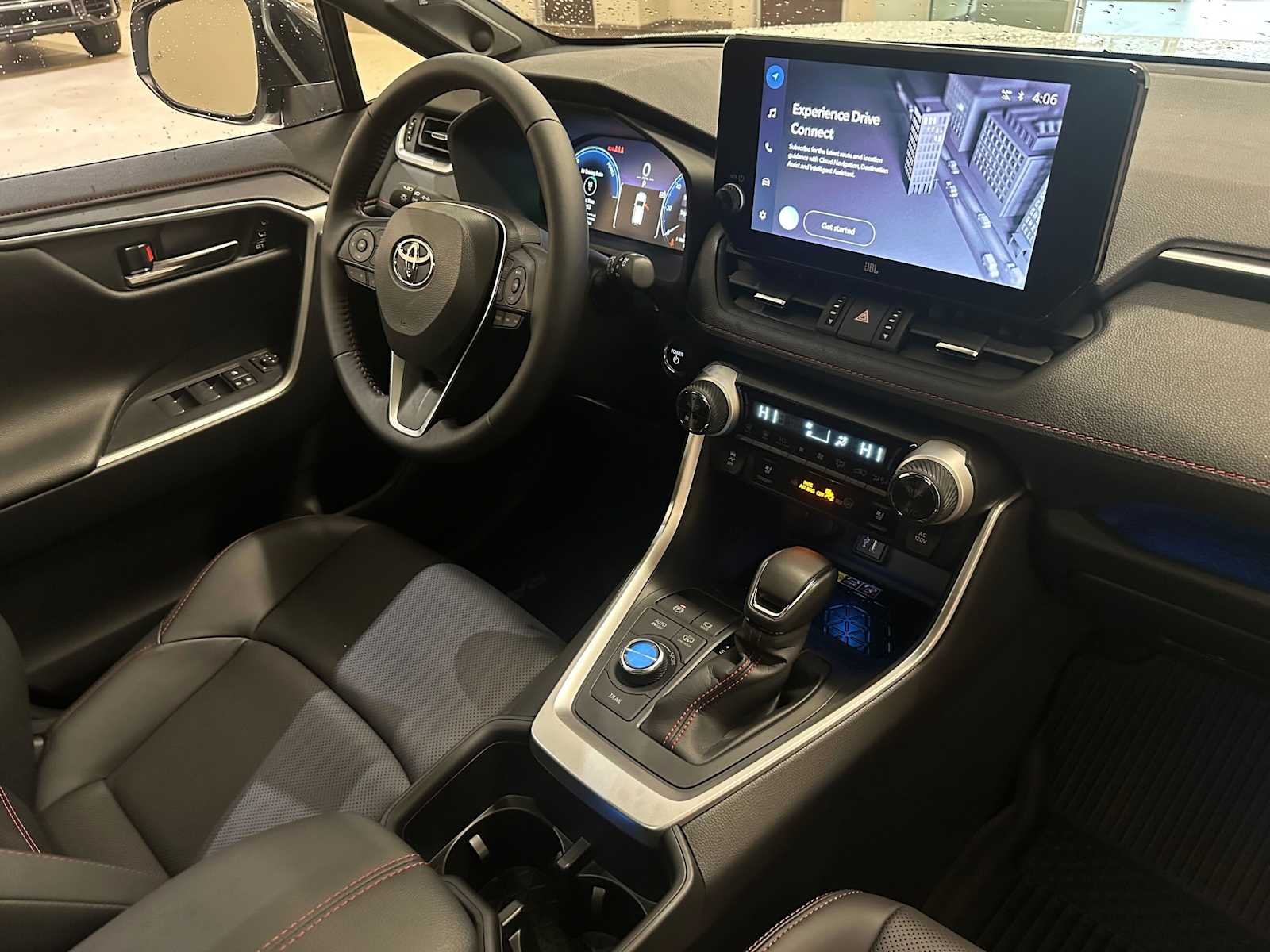 Thumbnail: 2025 Toyota RAV4 - 30