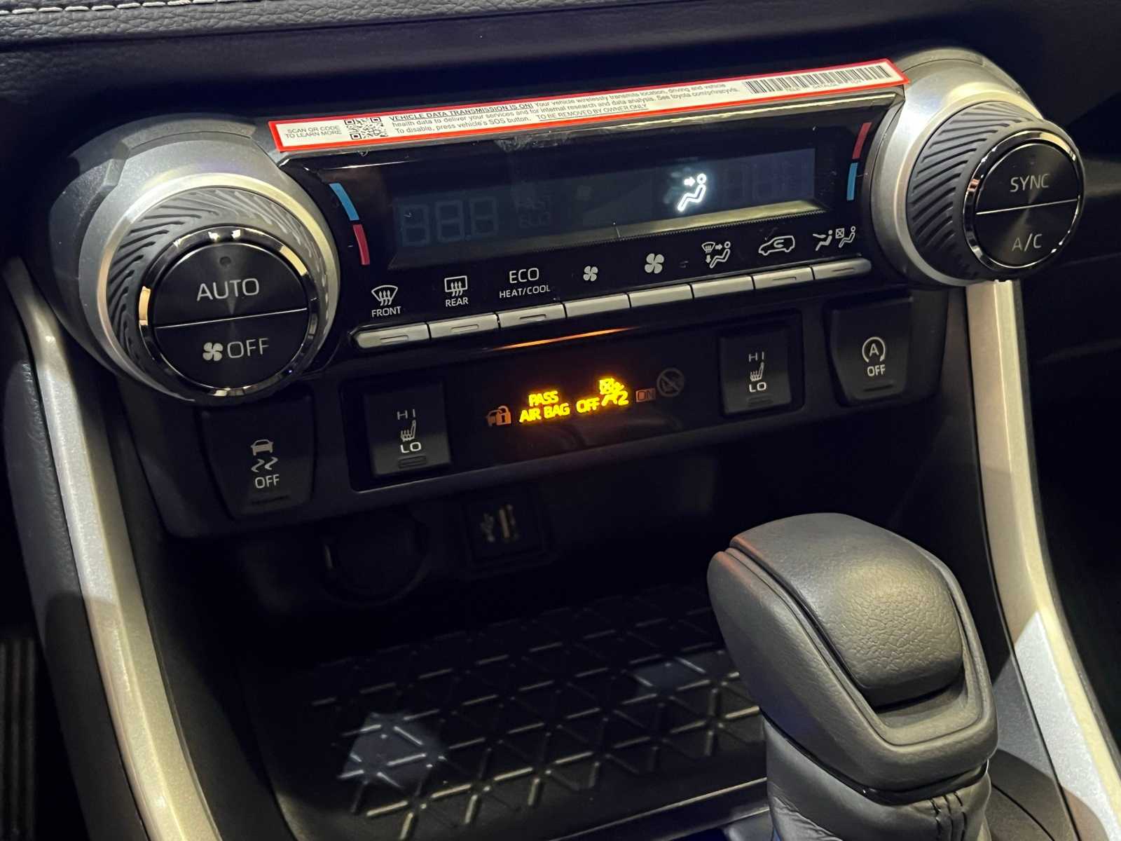 Thumbnail: 2025 Toyota RAV4 - 25