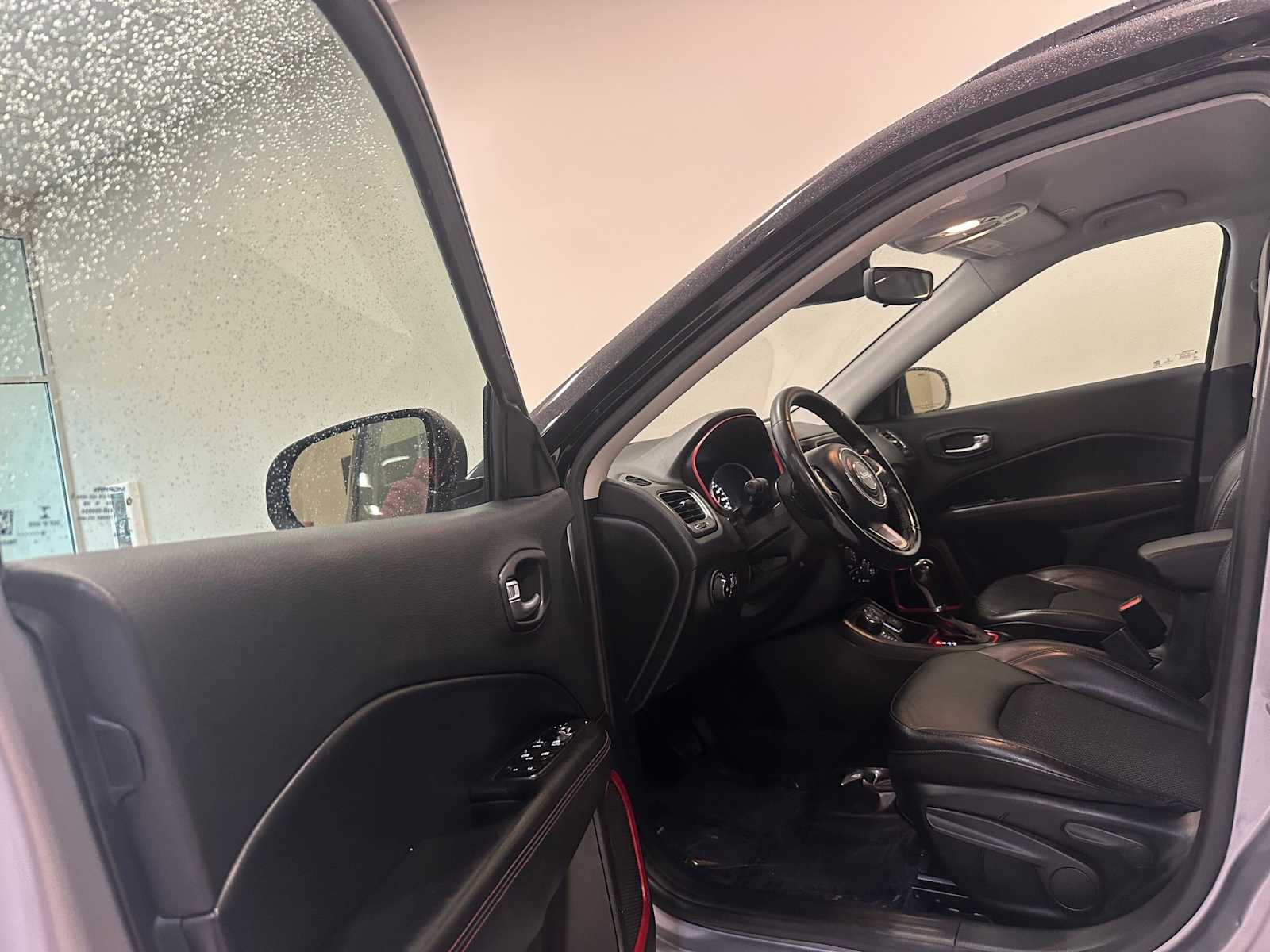 Thumbnail: 2019 Jeep Compass - 23