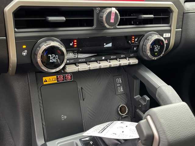 Thumbnail: 2024 Toyota Tacoma - 26