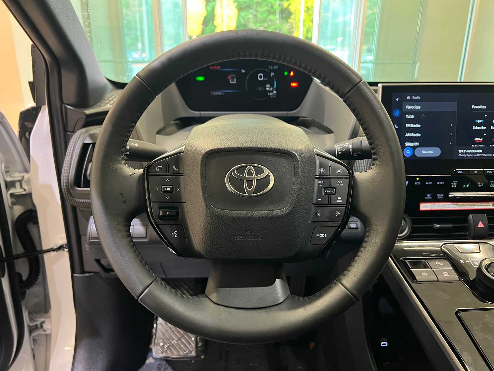 Thumbnail: 2024 Toyota bZ4X - 20