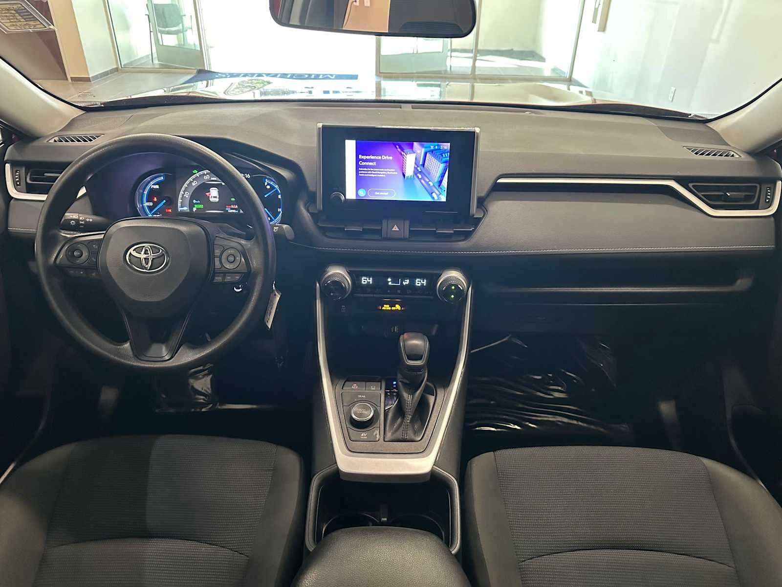 Thumbnail: 2025 Toyota RAV4 - 10