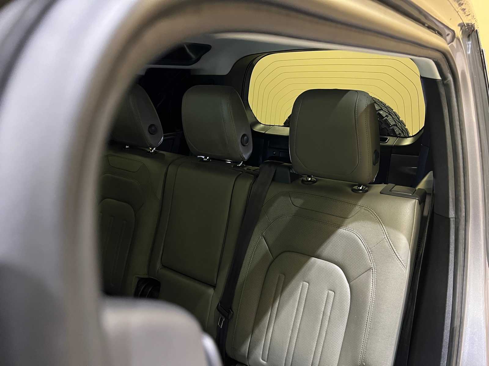 Thumbnail: 2020 Land Rover Defender - 13