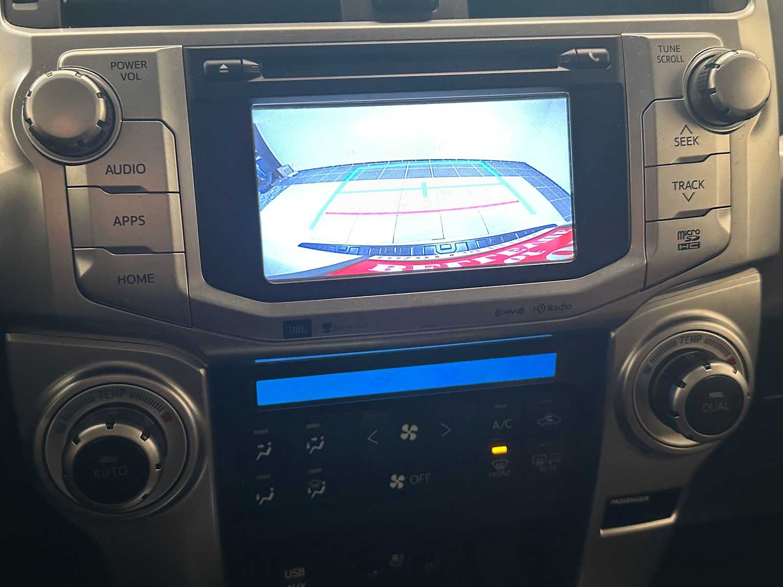 Thumbnail: 2018 Toyota 4Runner - 13