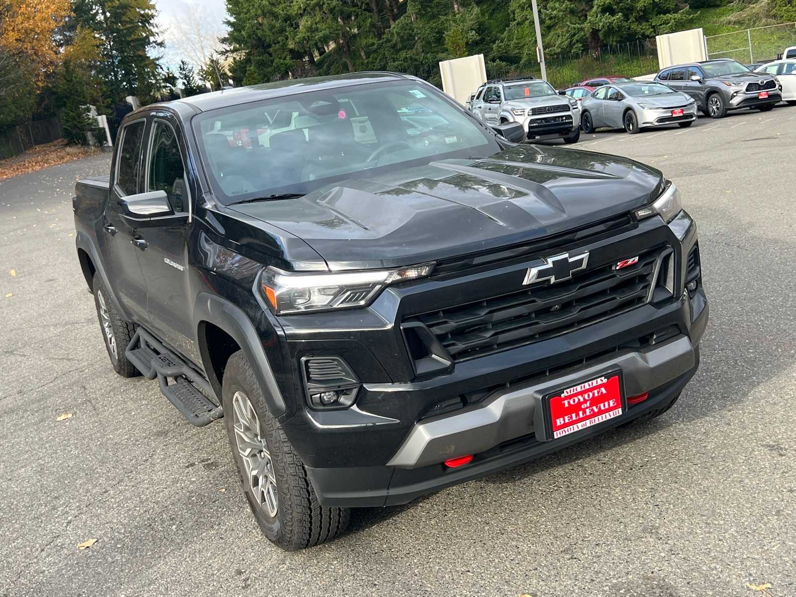 Thumbnail: 2024 Chevrolet Colorado - 3