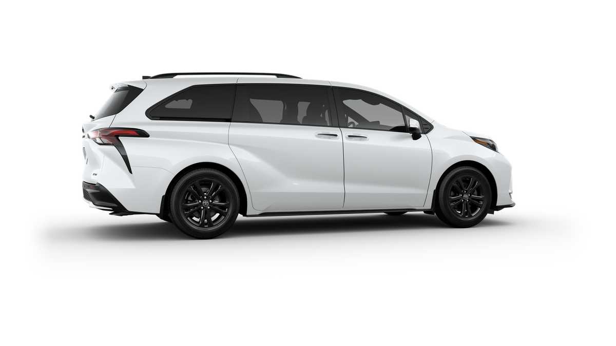 Thumbnail: 2025 Toyota Sienna - 11