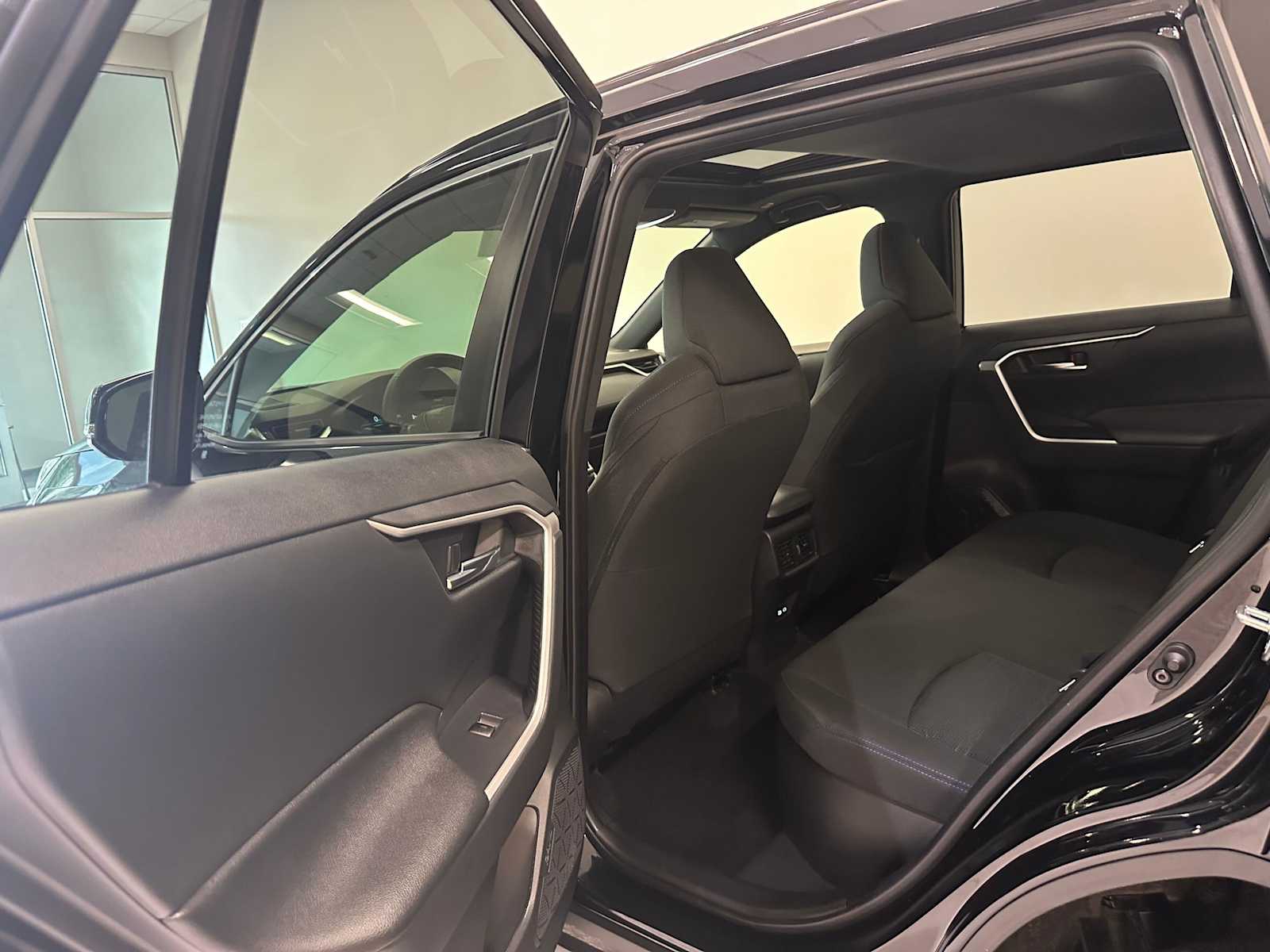 Thumbnail: 2024 Toyota RAV4 - 26