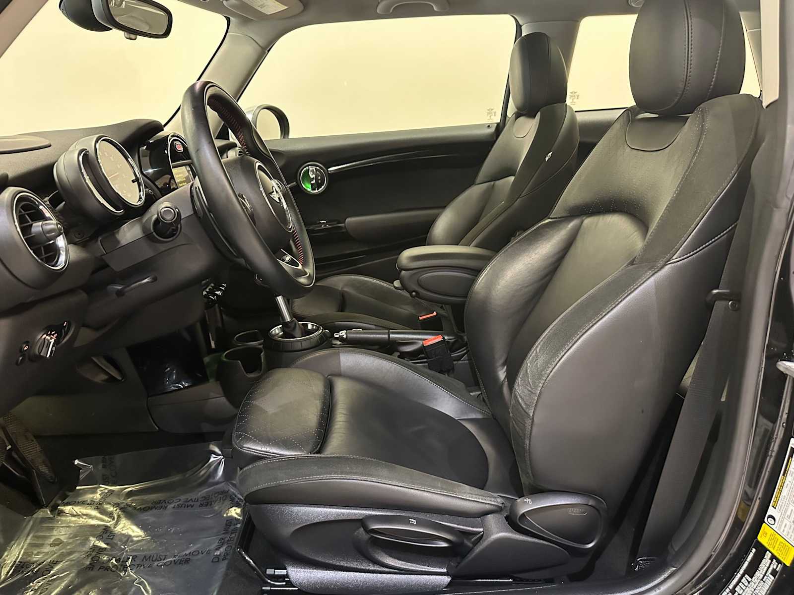 Thumbnail: 2014 MINI Cooper Hardtop - 23